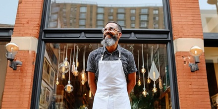 Card image for '5 ways to stand out against retail giants' article